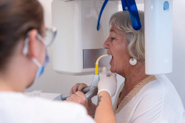Best Broken Tooth Emergency  in Moweaqua, IL