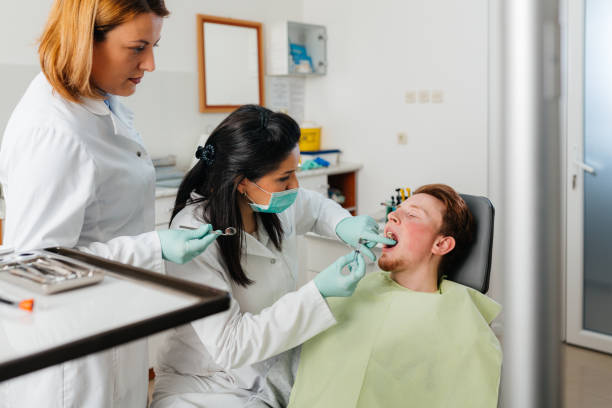Best Urgent Dental Care  in Moweaqua, IL