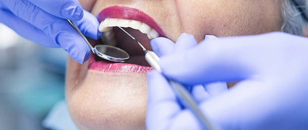 Best Urgent Tooth Repair  in Moweaqua, IL
